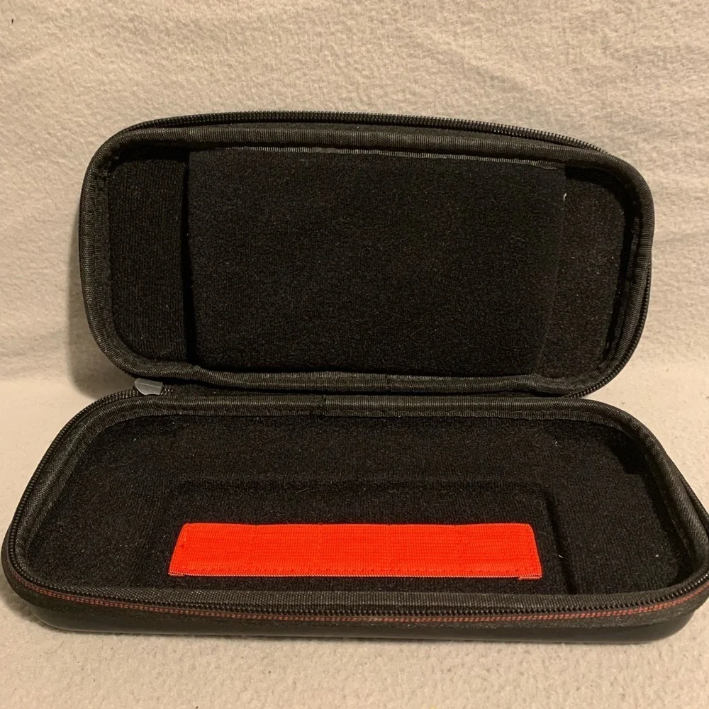 Super Mario kana case red nintendo switch storage carrying case